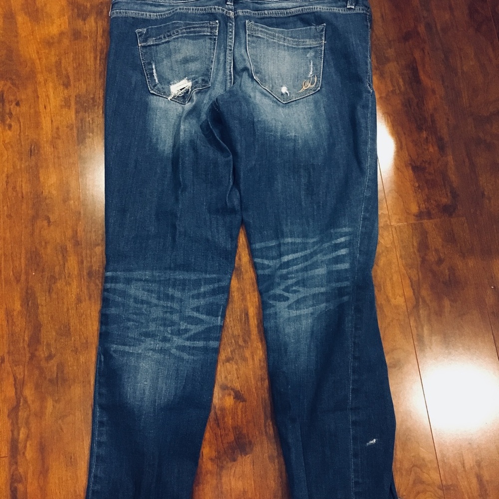 Jeans - Picture 2 of 4